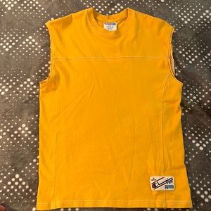 Small Champions Tank (Cut)